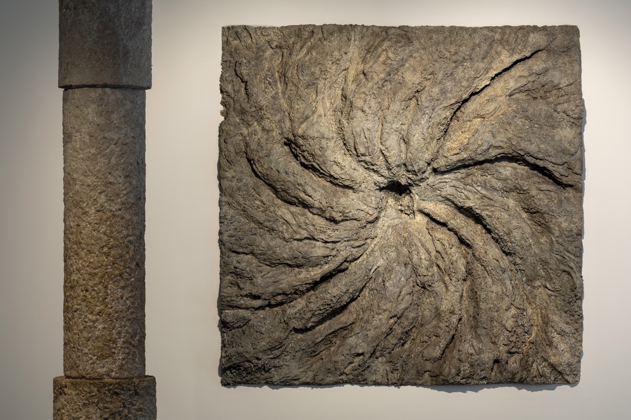 Turbulences (2023). Photographie Xavi Padrós © Cristina Iglesias. VEGAP, Barcelone, 2025