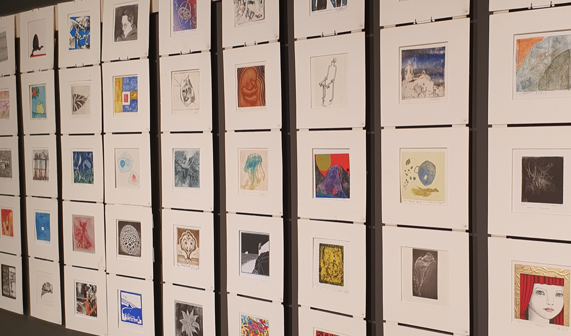 El Mini Print Internacional de Cadaqués arriba un any més a la Fundació Tharrats d\'Art Gràfic
