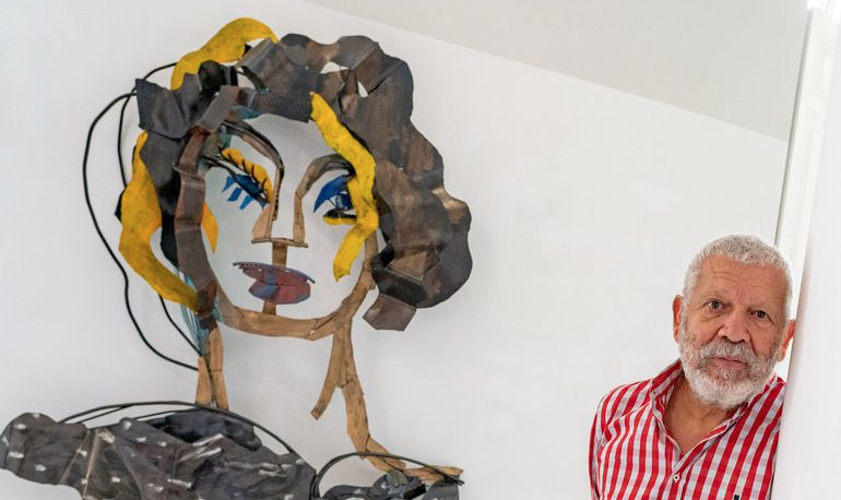 Willy Ramos a la sala d\'exposicions de l\'ajuntament de Cartagena