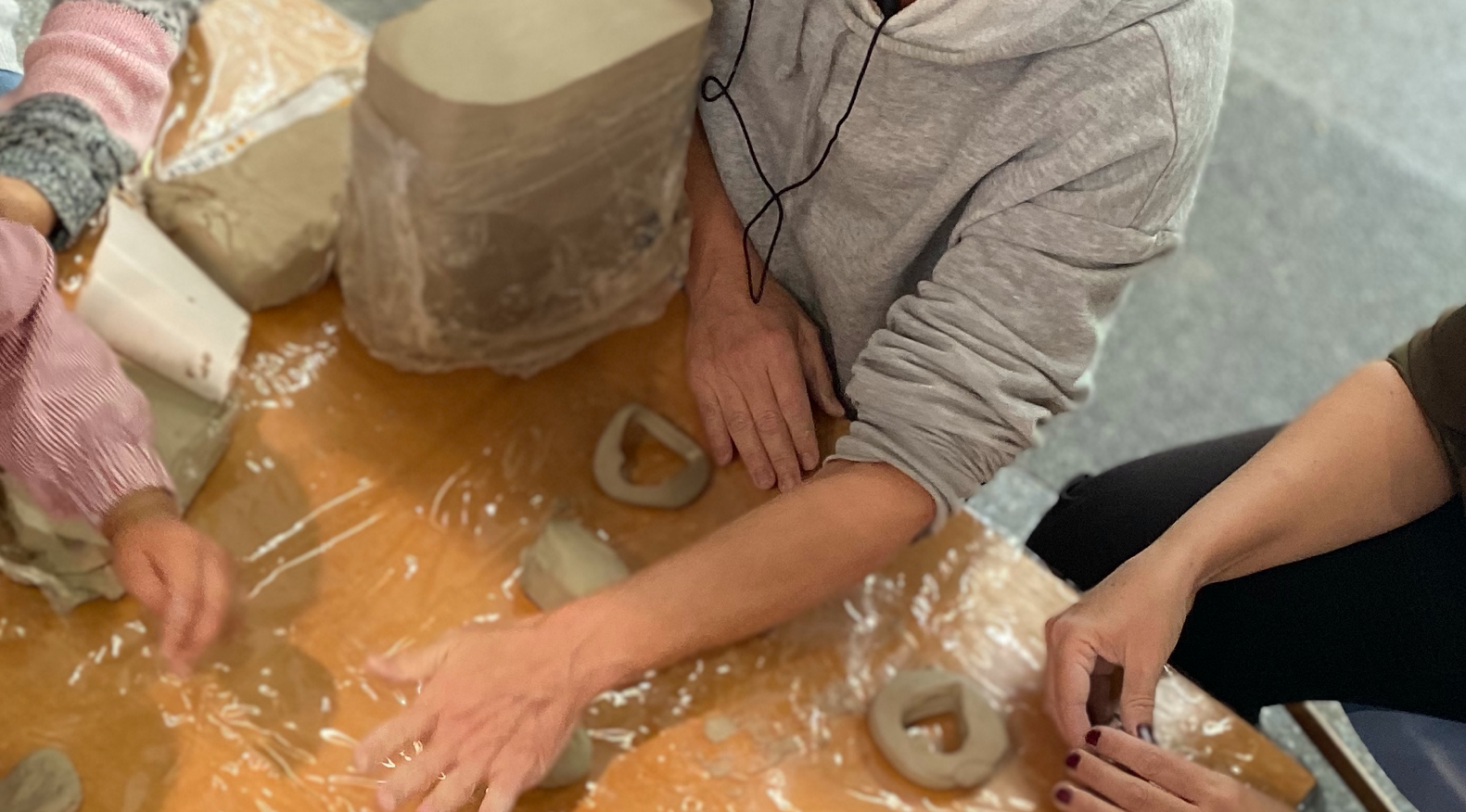 Artistes gironins participen en l’educació dels nens i nenes