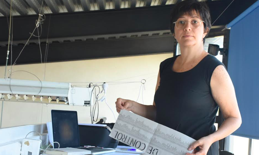 L’artista Teresa Mulet prepara la seva propera exposició a la residència d’artistes de Lo pati