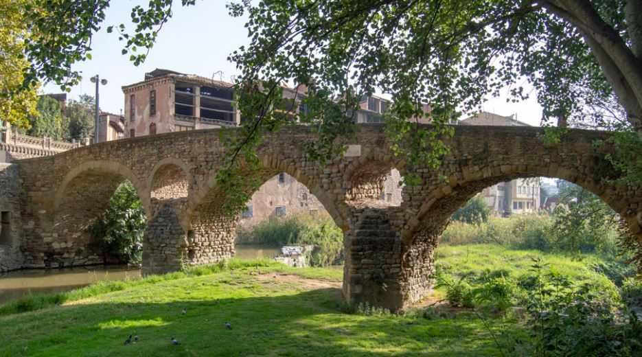 Els artistes del barri de La Calla es reivindiquen en una exposició col·lectiva a ACVic