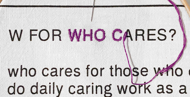 Teixint la teoria, nova mostra col·lectiva al Museum Für Kunst und Gewerbe