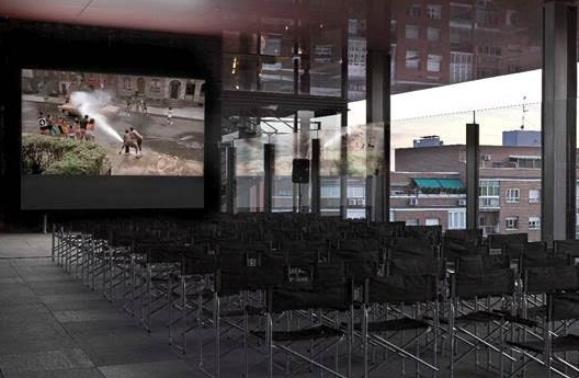 Torna el cinema d\'estiu a les terrasses del Reina Sofia