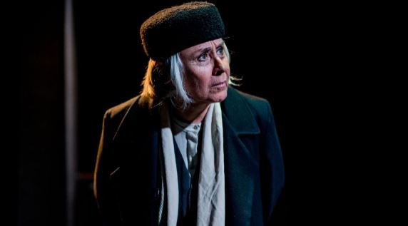 Mercè Managuerra rep el Premi de Teatre Memorial Margarida Xirgu