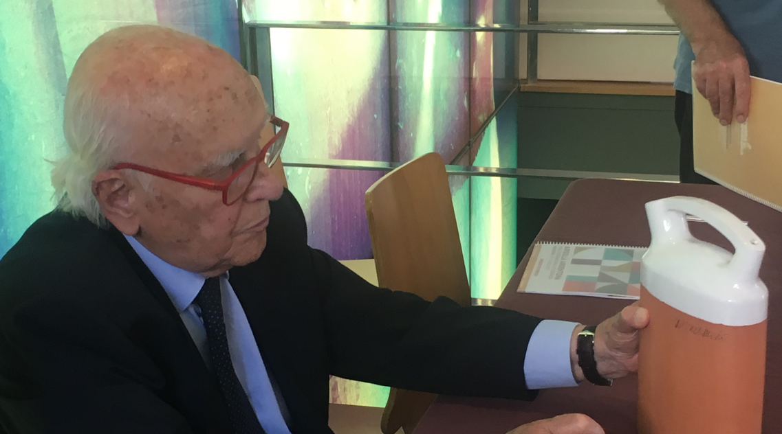 El dissenyador Miguel Milá presenta el seu \