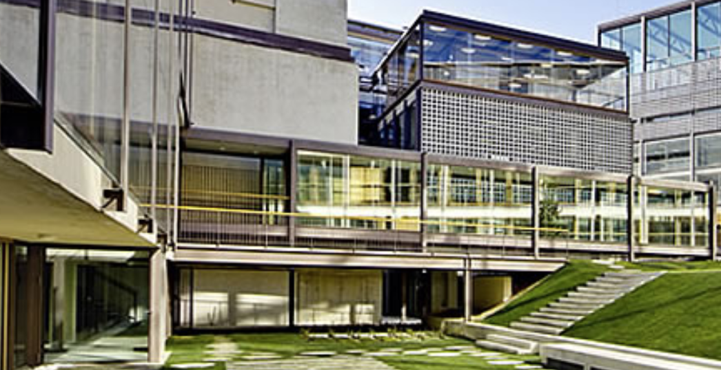 Serveis Funeraris de Madrid (SFM) ha signat un conveni de col·laboració amb el COAM