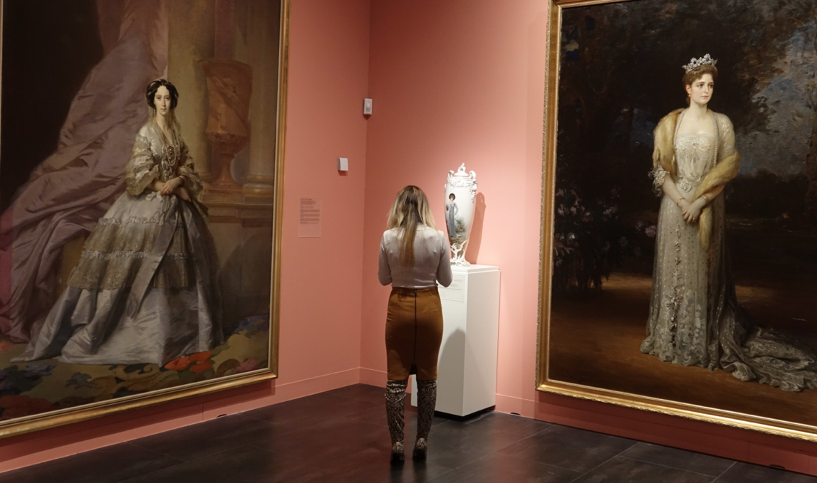La col·lecció del Museu Rus estrena tres exposicions dedicades a la dona