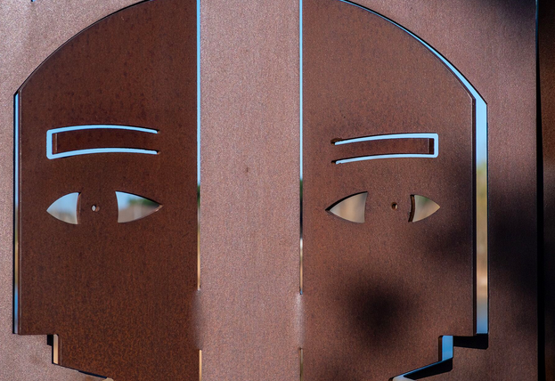 Exposició escultòrica de José Luís Pascual al Parc dels Estanys