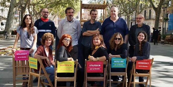 Acció de Mònica Campdepadrós i Enric Bardera a la Rambla
