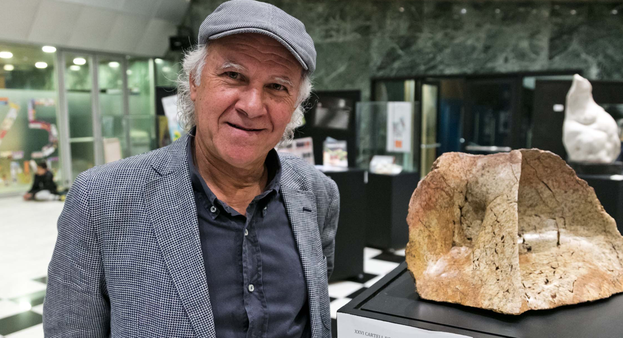 Evelí Adam guanya el Premi Crèdit andorrà d\'escultura