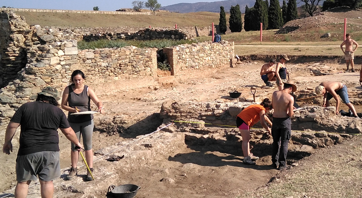 Conveni entre la Càtedra d’Arqueologia de Roses i l’Escola Superior de Conservació i Restauració