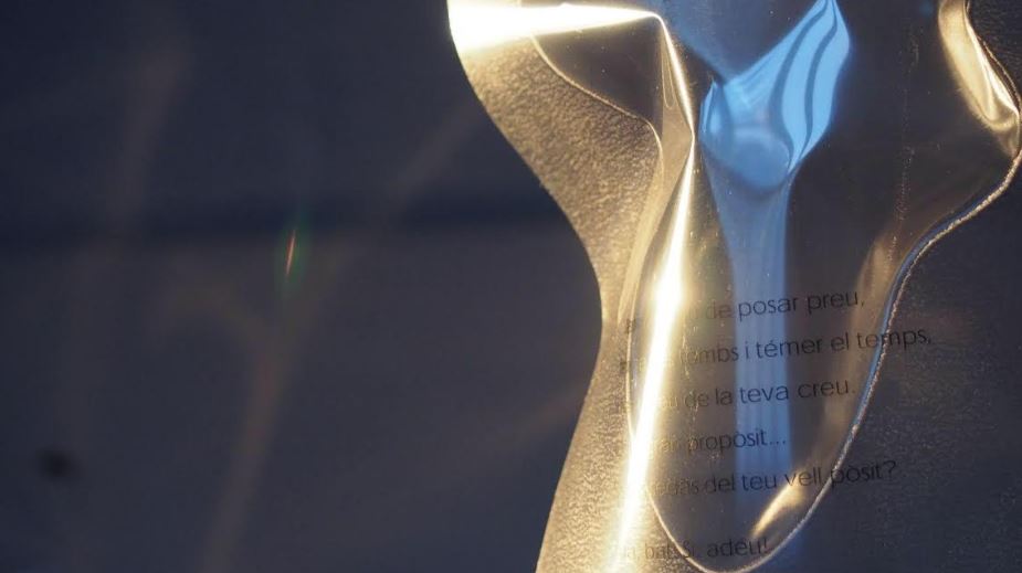 La poesia envasada de Rosa Pou a l\'Espai 3r Esquerra