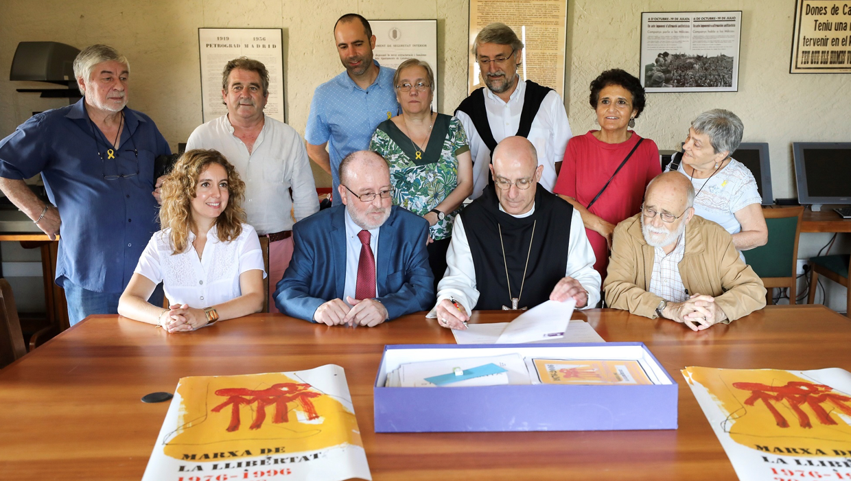 La Marxa de la Llibertat entrega la documentació a l\'Arxiu Montserrat Tarradellas i Macià