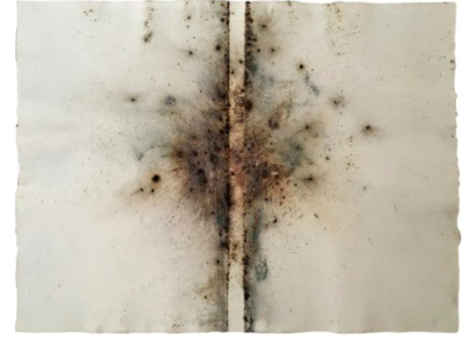 Enric Punsola dibuixa amb pòlvora al Museu del Càntir