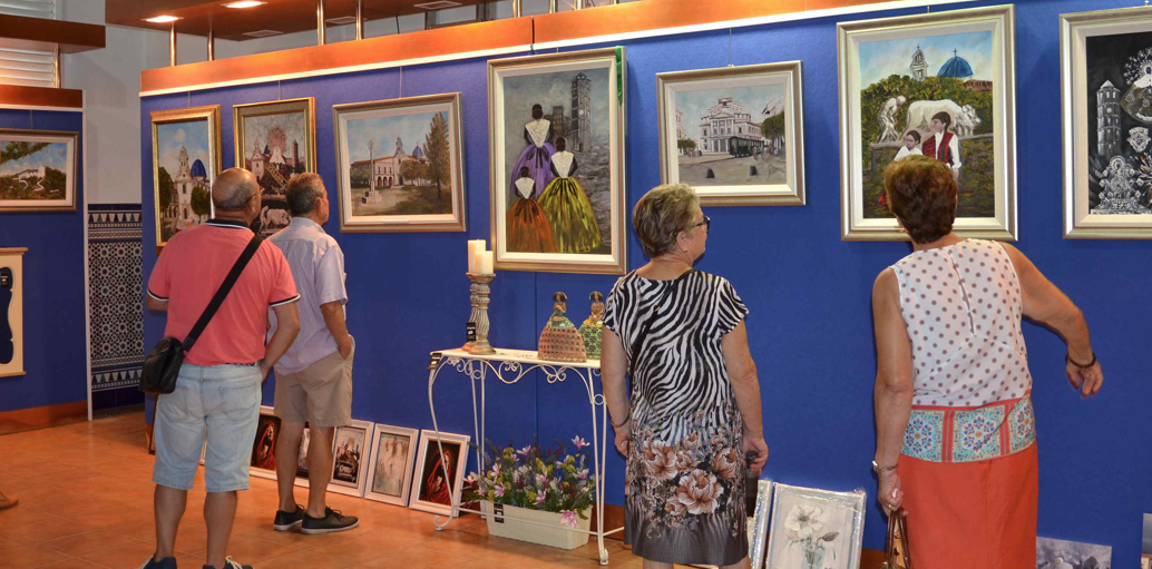 Exposició solidària contra el càncer a l\'edifici Moruno