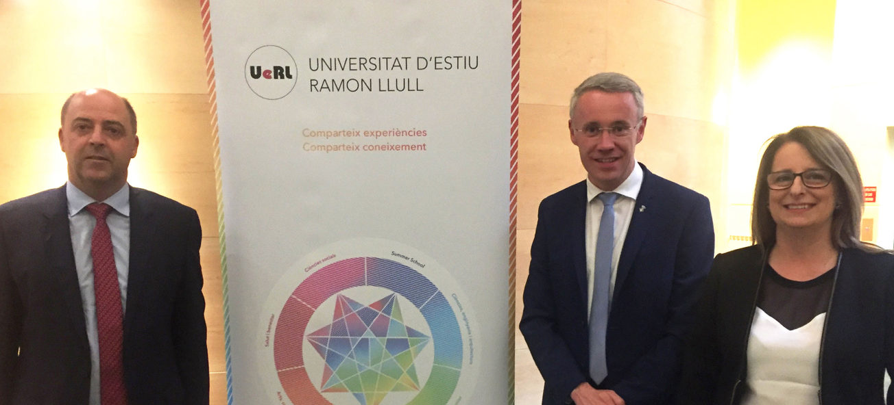 Presentació de la vintena edició de la Universitat d\'Estiu Ramon Llull Puigcerdà