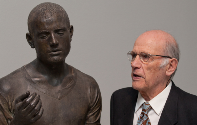 Mor l\'escultor Julio López