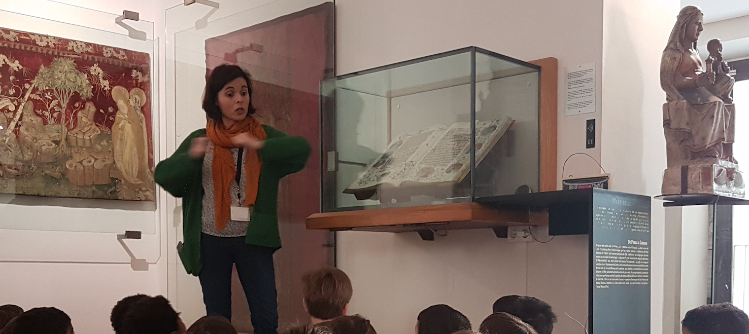 Dos-cents nens i nens celebren Sant Jordi al Museu d\'Art de Girona