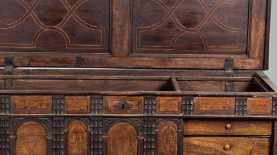 Balclis subhasta objectes d\'una casa rural del segle XVI