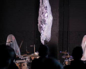 La Capella estrena ‘Accions en viu’: Les Brontë, Quim Pujol i Eliana Beltrán