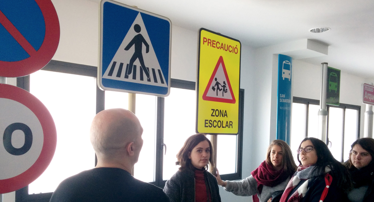 Visites dels alumnes de l\'Escola d\'Art i Superior de Disseny d\'Olot