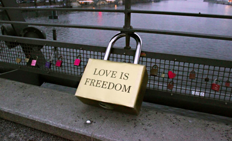 Womart, 10 dones talentoses