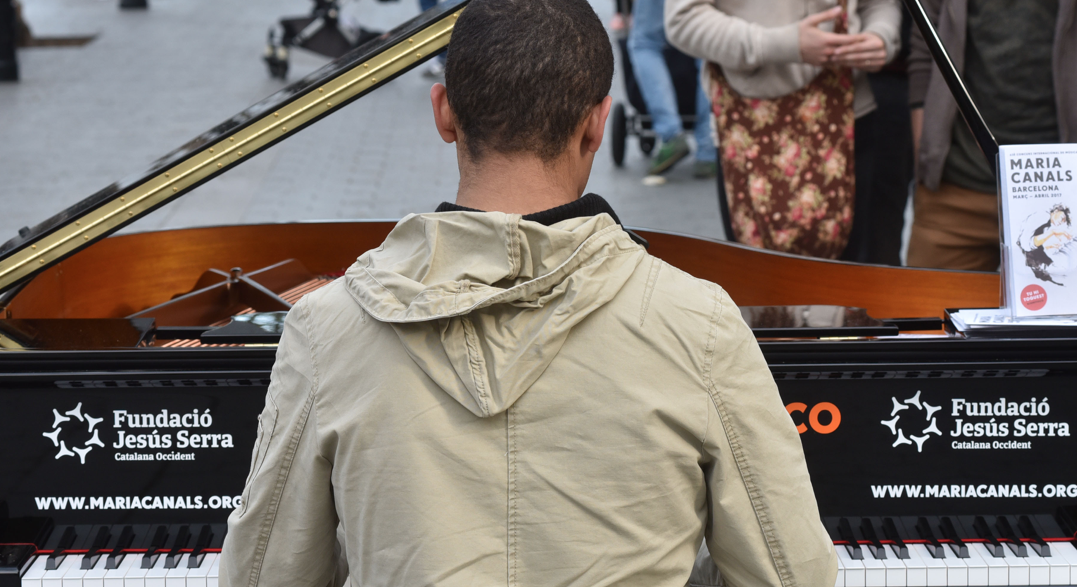 Avui, el Concurs Maria Canals omplirà de música el Passeig de Gràcia