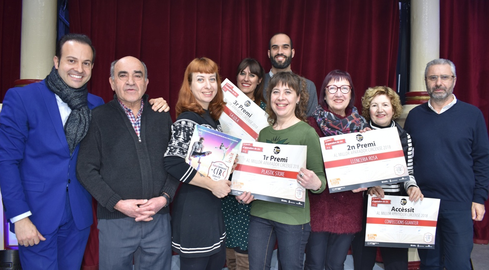 Plàstic Store, primer premi del I concurs d’aparadors circenses de Girona