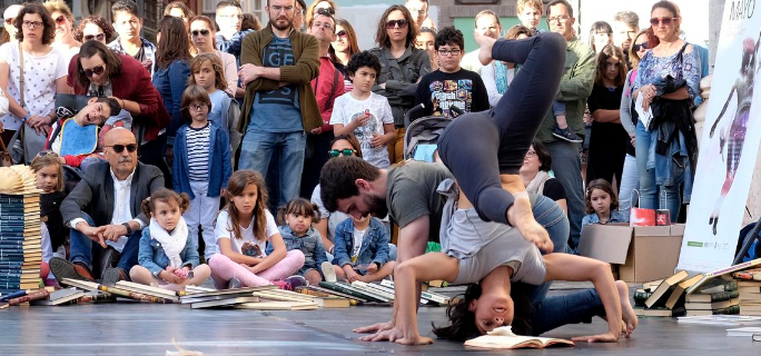 Novena edició del festival Mucho Más Mayo (M + M)