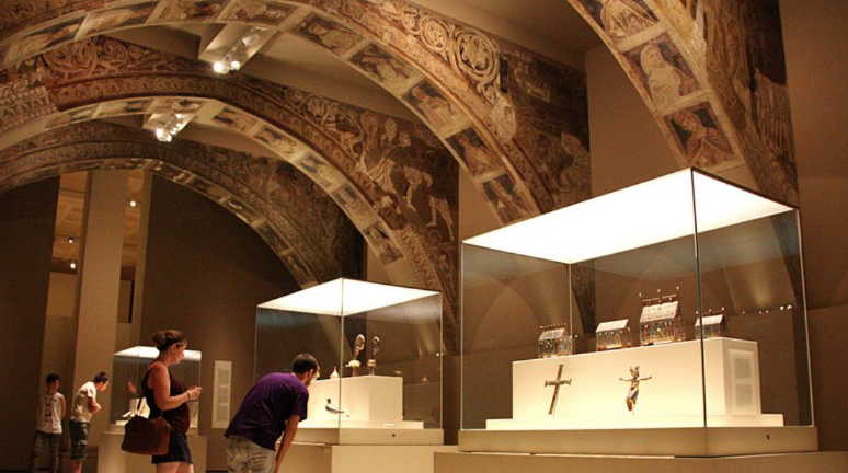 La jutge d\'Osca paralitza el trasllat dels murals del MNAC a Sixena