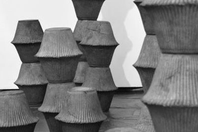 Les escultures-signe de Pablo Barreiro a la Galeria Nordés