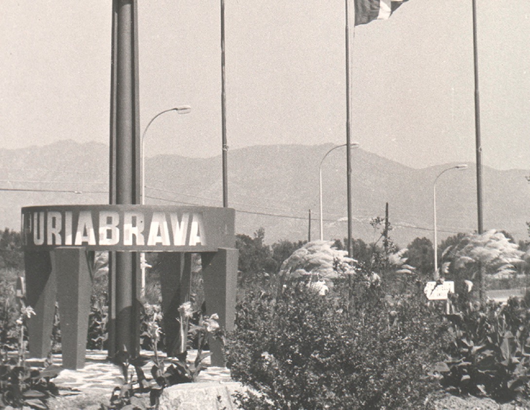 El boom turístic dels 60 a Empuriabrava en una exposició fotogràfica