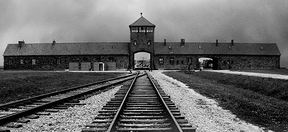 L\'exposició oficial d\'Auschwitz comença la gira a Madrid