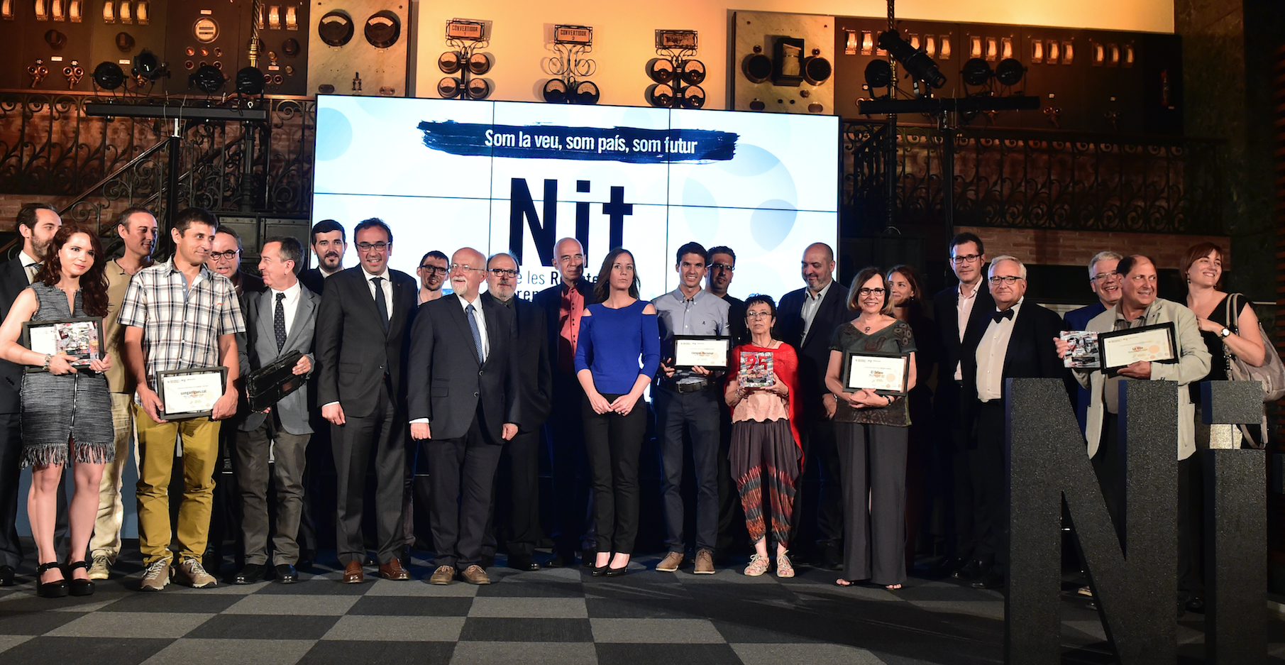 La Nit de les Revistes i la Premsa en Català premia a tres figures internacionals