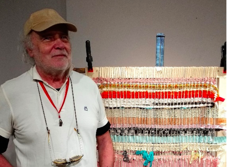 El dissenyador Gustau Puente inicia una recapta solidaria