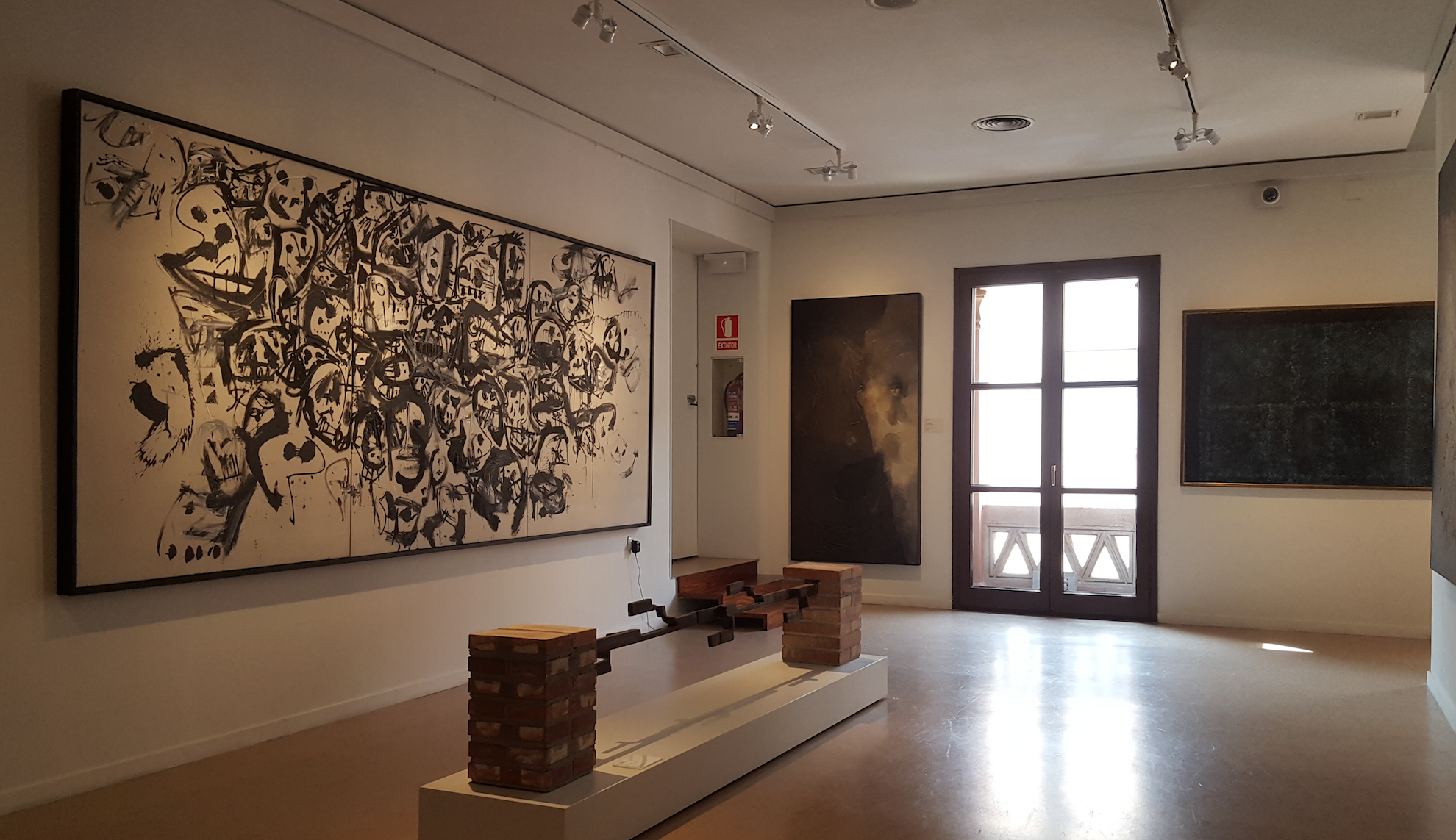 Art contemporani en les exposicions dels museus de les comarques de Barcelona
