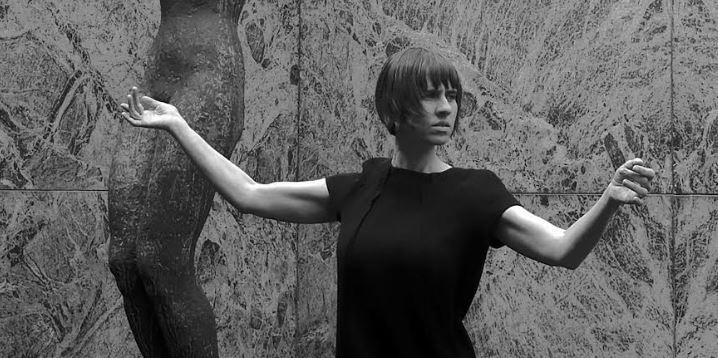 Dansa al Pavelló Mies van der Rohe