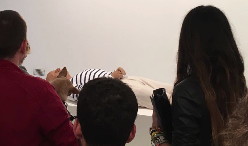 Més de 5.000 persones visiten en una setmana el cos de Picasso jacent 