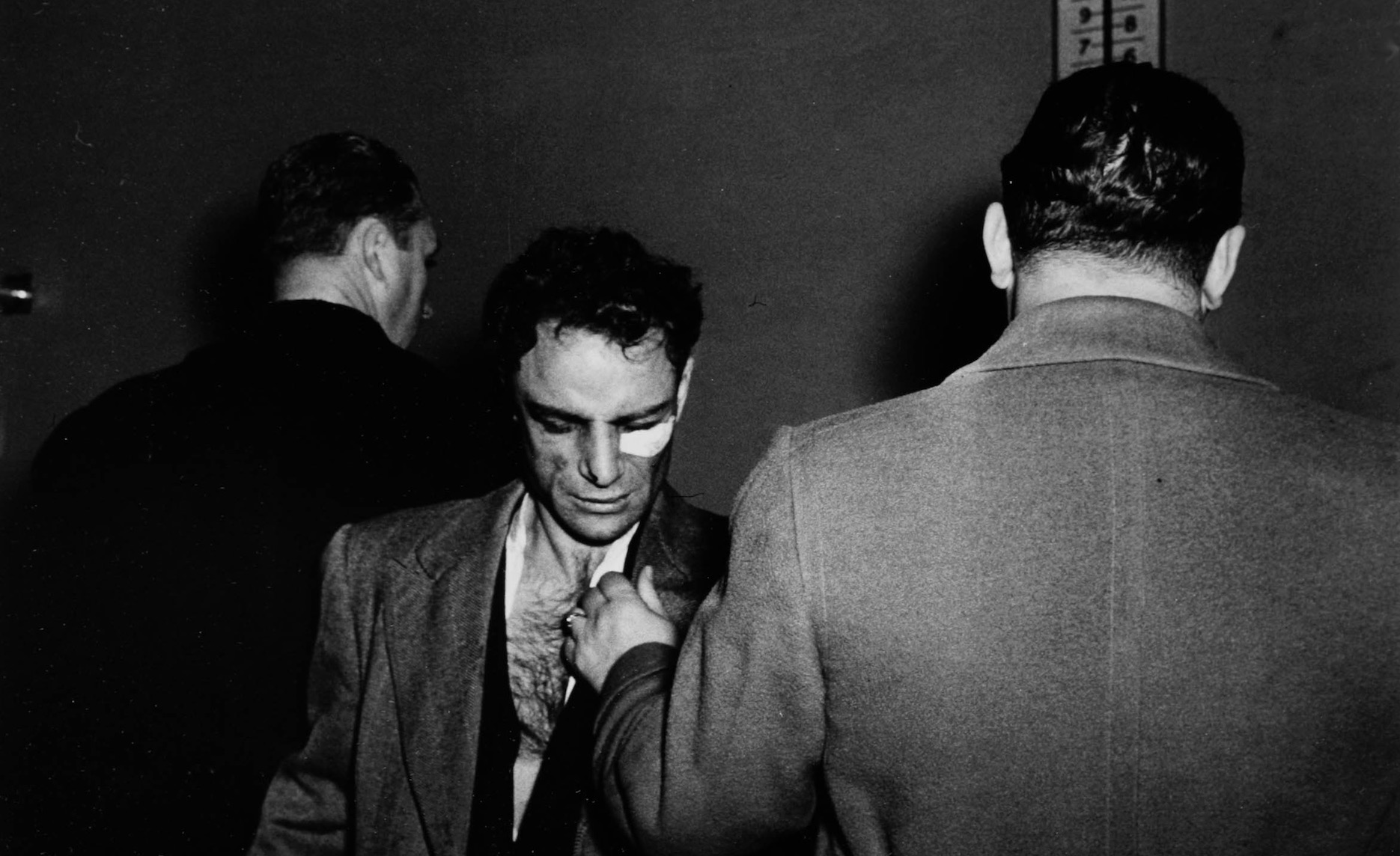 El Nova York convuls del Weegee, a Foto Colectania