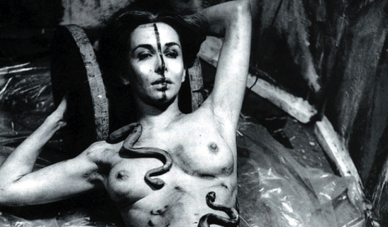 Theredoom felicita a Carolee Schneemann pel Lleó d\'Or de Venècia