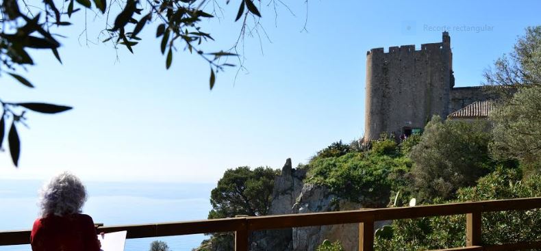 Els Urban Sketchers al Far de Sant Sebastià de la Guarda