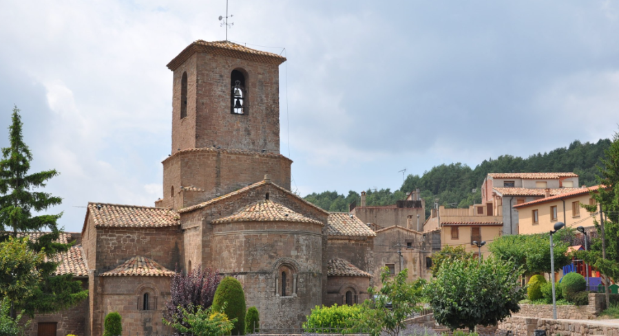 Obres de restauració a Santa Maria de l\'Estany