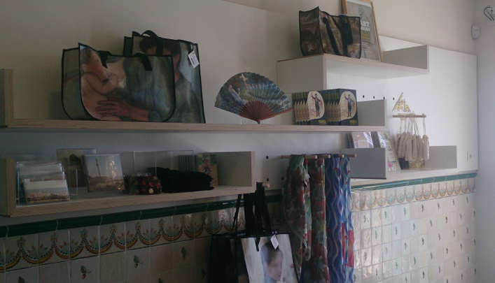 Més espai per al marxandatge a la botiga dels museus