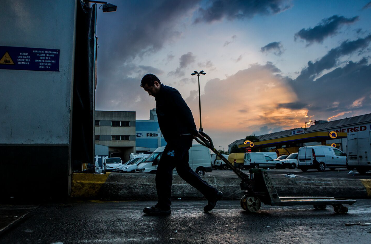 Luis Tato guanya el premi de fotoperiodisme Mercabarna Enfoca