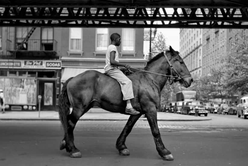 Inaugurada l\'exposició de Vivian Maier a Foto Colectania