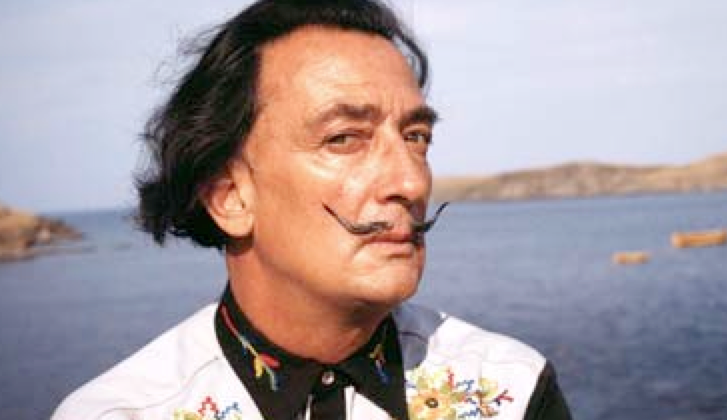 La Fundació Dalí compra fotos inèdites de l’artista