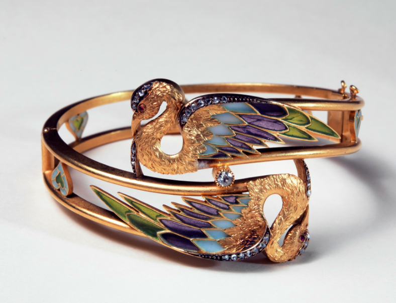 La Pedrera acull una acurada revisió de les arts aplicades i decoratives del Modernisme