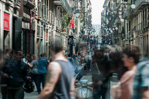 Les fotos sobre l\'impacte de la globalització d\'Ángel Marcos s\'exposen a la galeria Trama