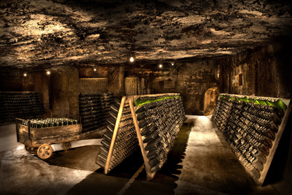 Vinseum mostra les fotografies de caves i cellers de Pere Pascual i Roger Velàzquez